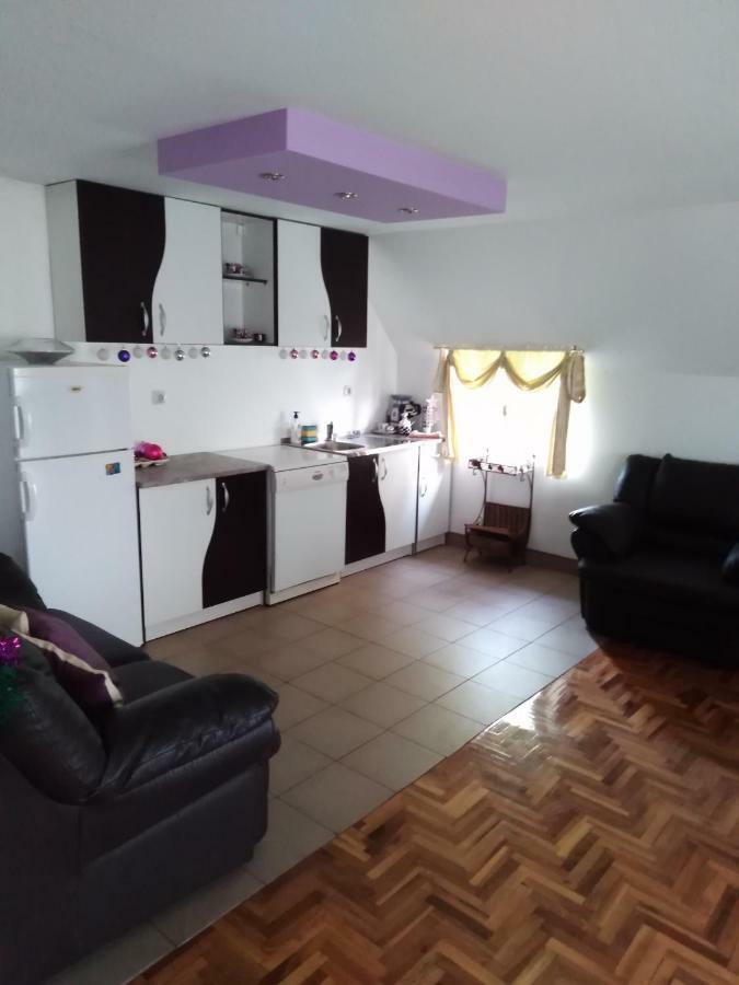 Sunce Bed & Breakfast Cuprija Exterior photo